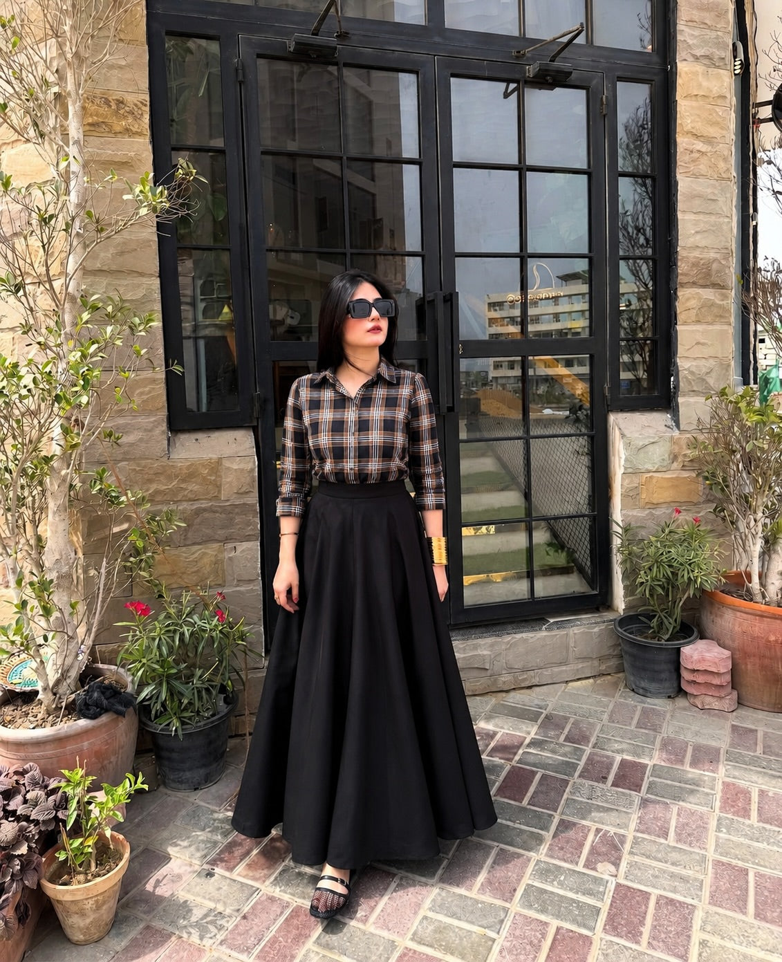 Print button down shirt with extra flair skirt